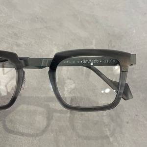 OSVALDO color：21C10