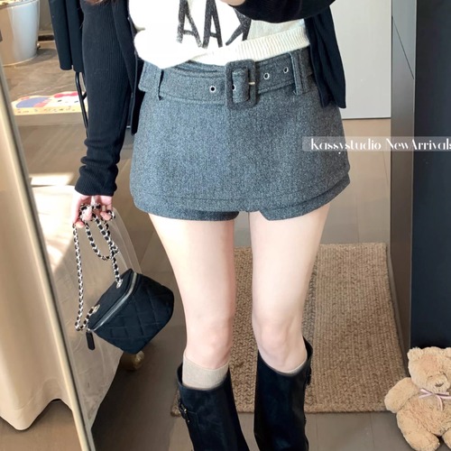 2色／ベルト付きショートスカパン ・74795