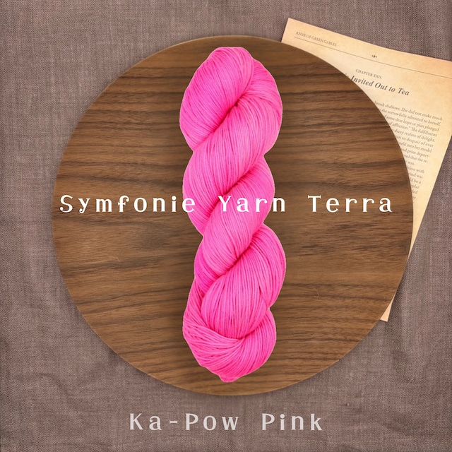Symfonie Yarn 「Terra」- Ka-Pow Pink- 手染めソックヤーン 中細 100g 400m 靴下編み 毛糸 ニットプロ