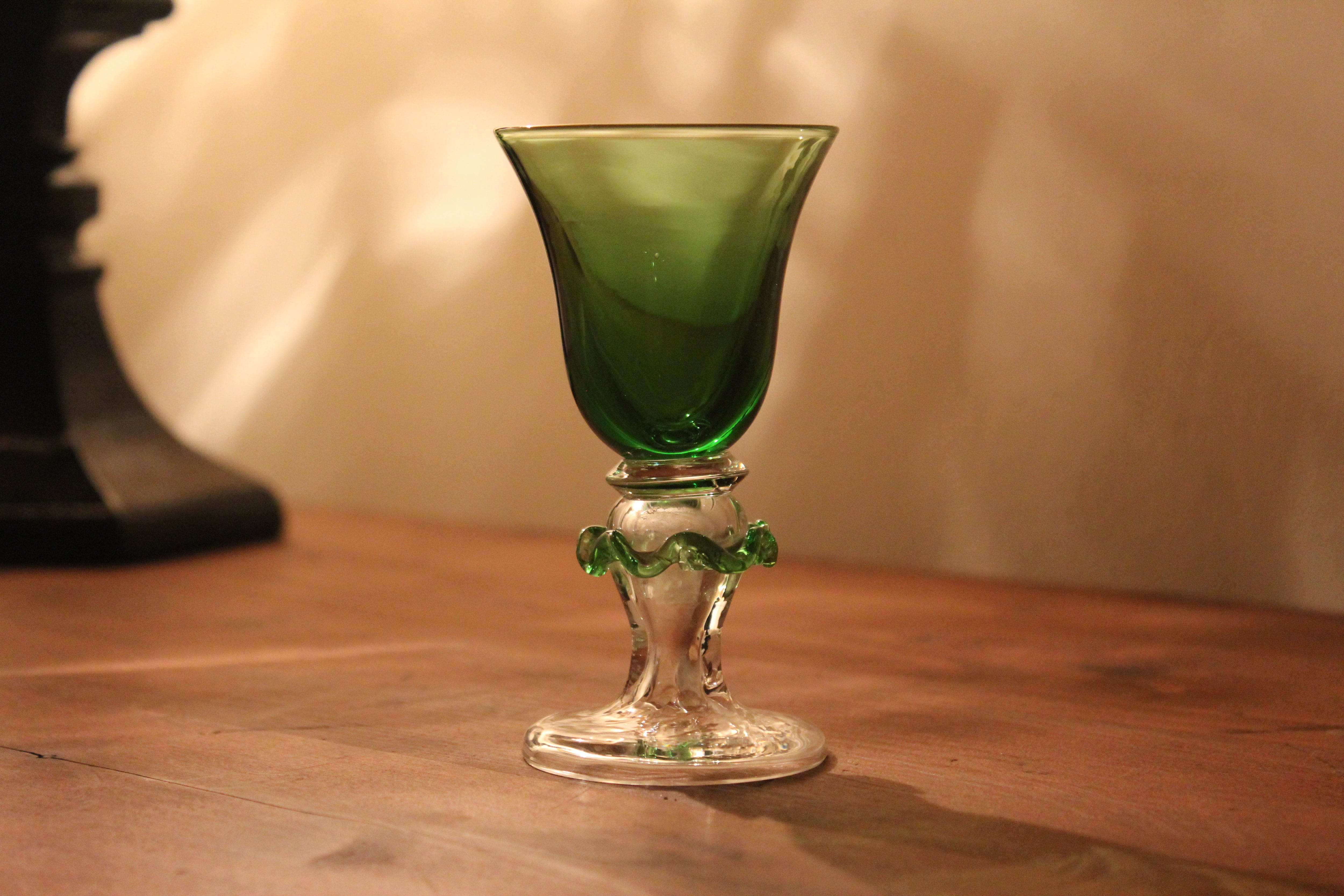 アンティーク　グラス　グラビール　小さめのコップ　三個　大正〜昭和初期　薄手 アンティーク グラス グラビール 小さめのコップ 三個 大正