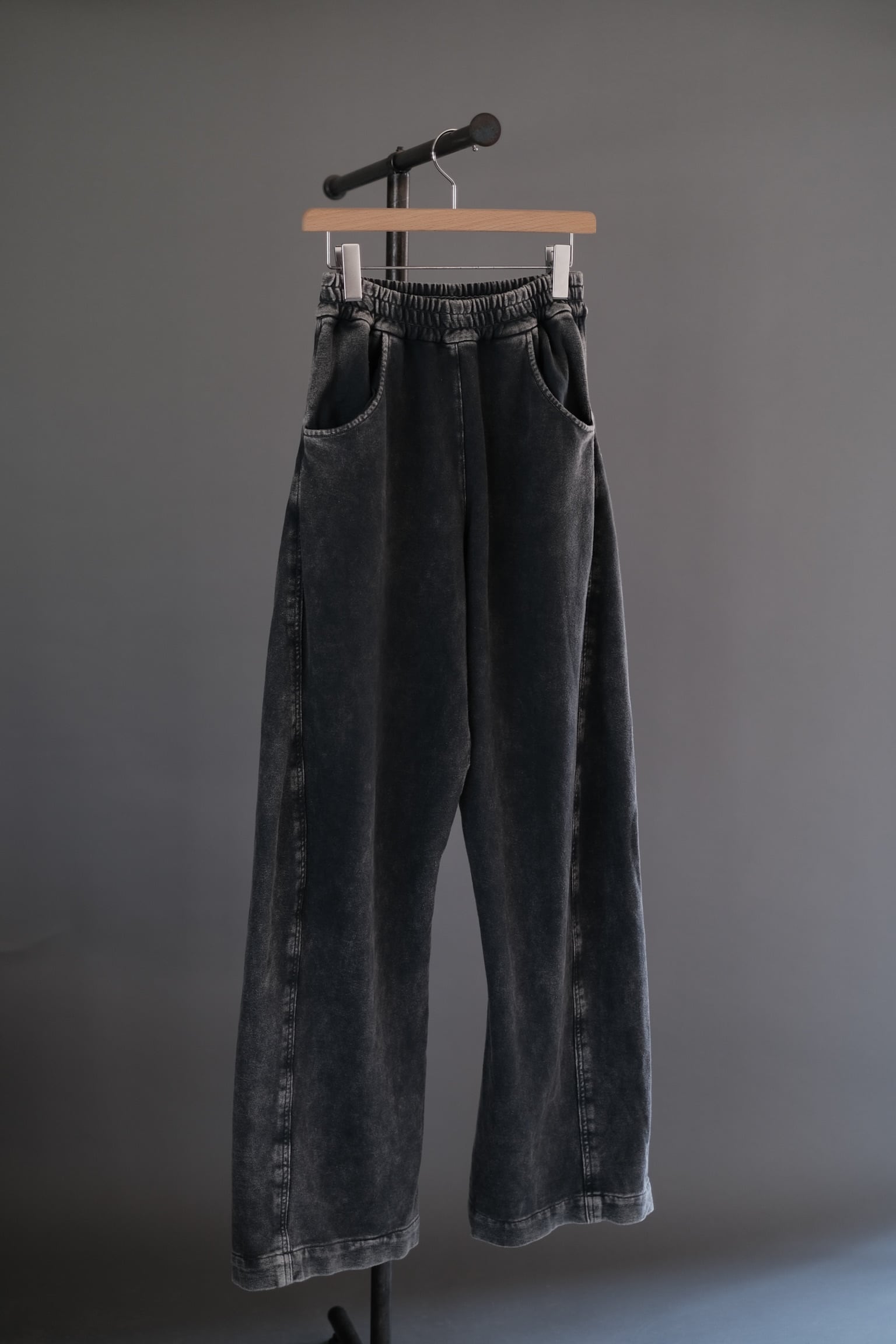 OMAR AFRIDI / SHABBY TWISTED LOUNGE PANTS | LIVING