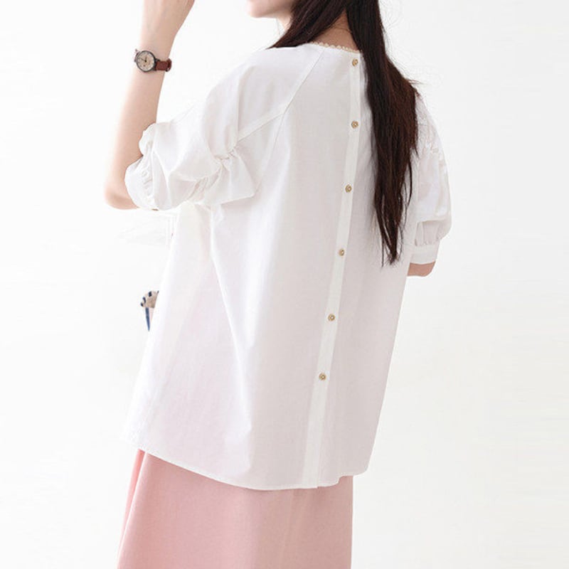 レース襟バックボタンブラウス M2222