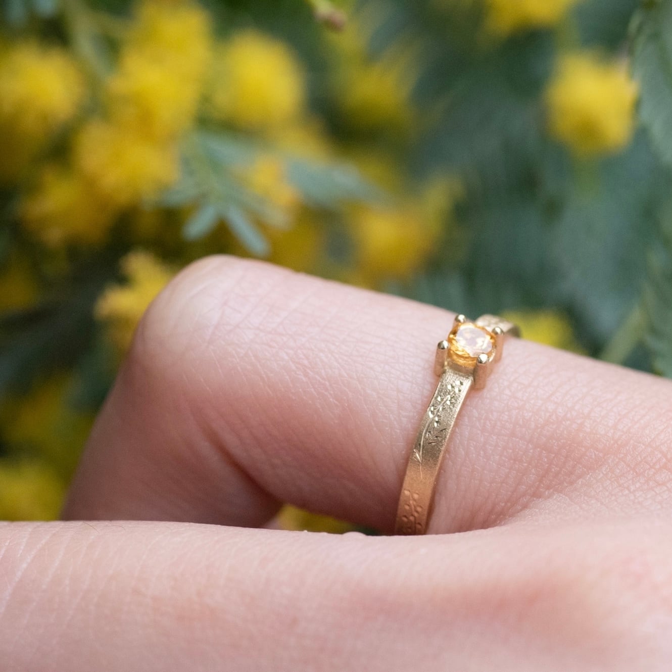 「ミモザ」k18イエローゴールド/スペサルタイトガーネット