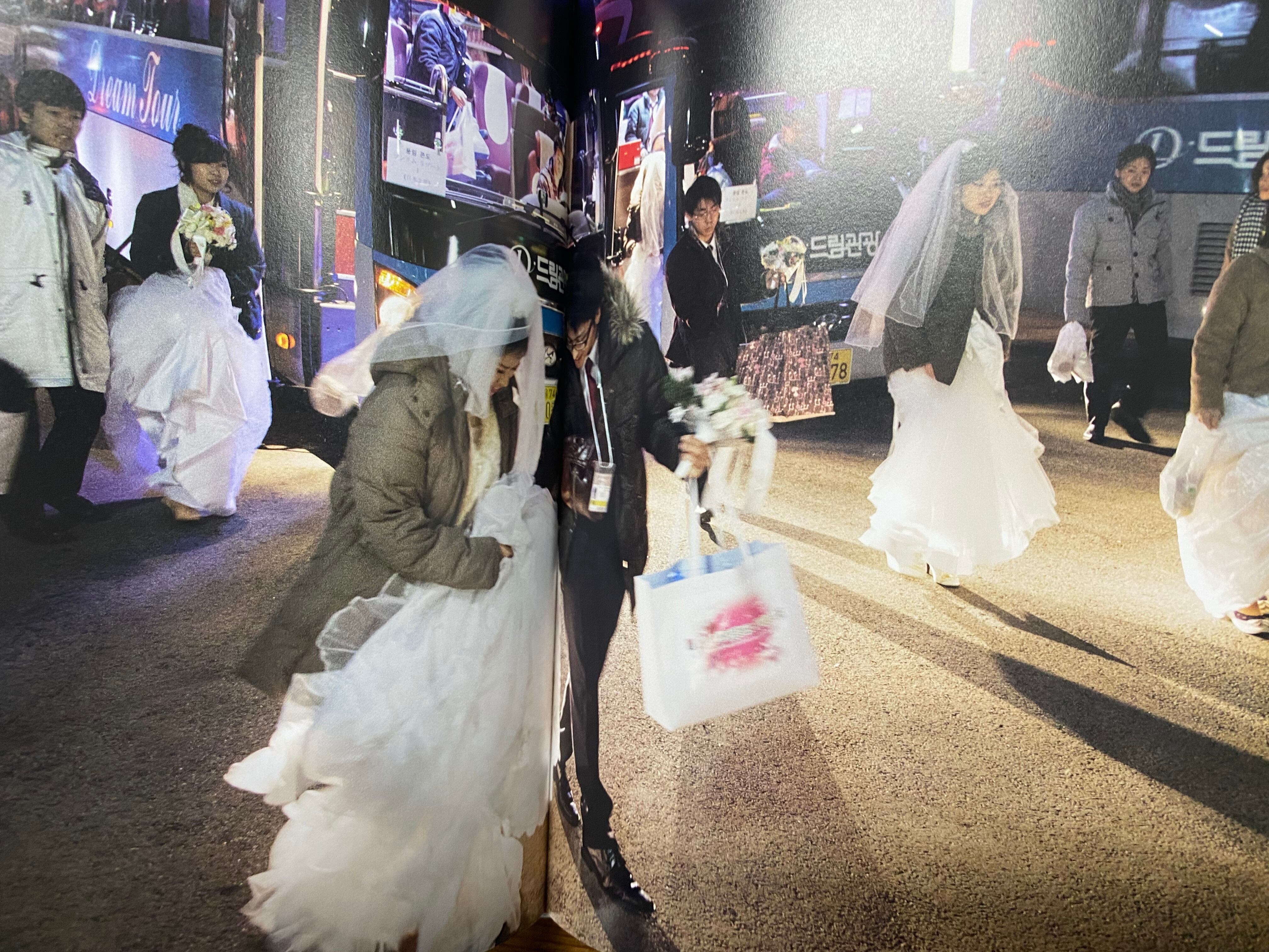 在庫僅少！秘蔵DVD付『WORLD WIDE WEDDING』 | 東京キララ社