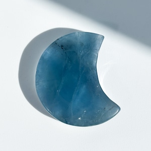 ブルーフローライト 三日月02◇ Fluorite ◇天然石・鉱物・パワーストーン