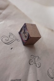 フランス 3c 曲芸的Tとモノグラムと刺繍用スタンプ アンティーク