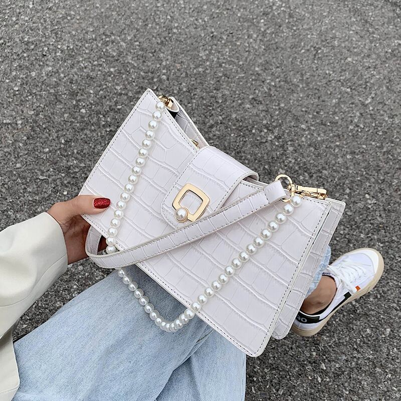 パールレディーススモールバッグ2020夏ニューウェーブフレンチワイルドインショルダーバッグネットレッドファッション脇の下バッグ Tiancai_Wing_Bag0315957