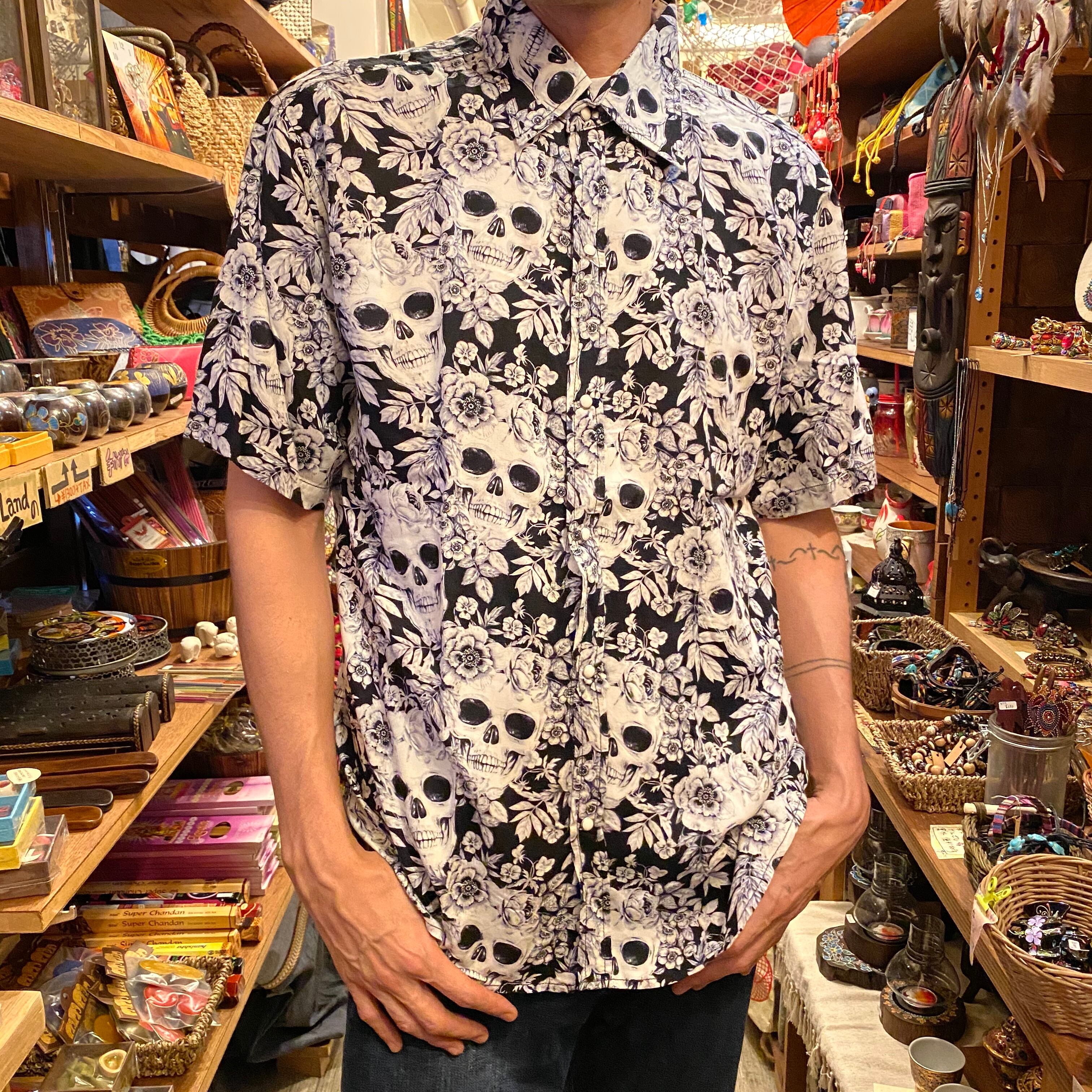 モノトーンスカル柄 シャツ | curiosities okinawa