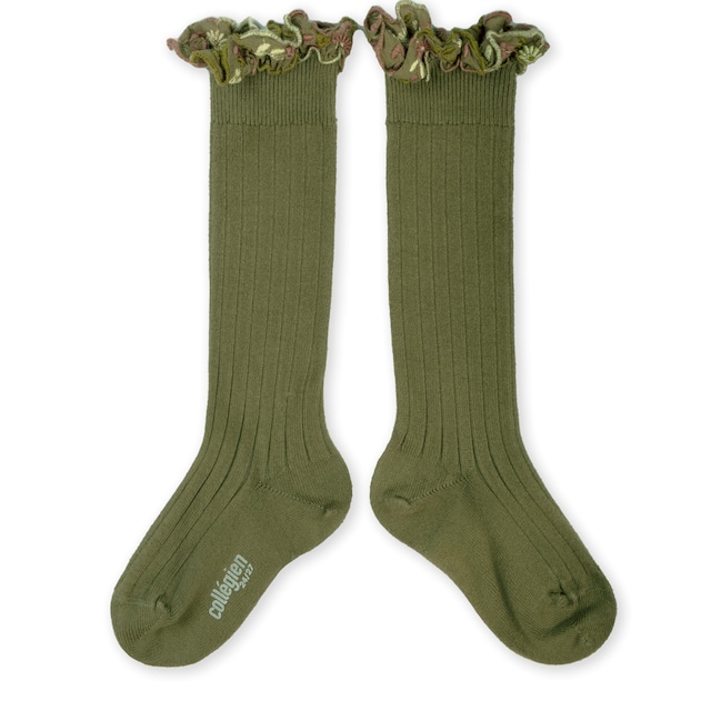 Collegien/Eglantine Chaussettes hautes avec volant brodé fleurs - Olive du Lubéron