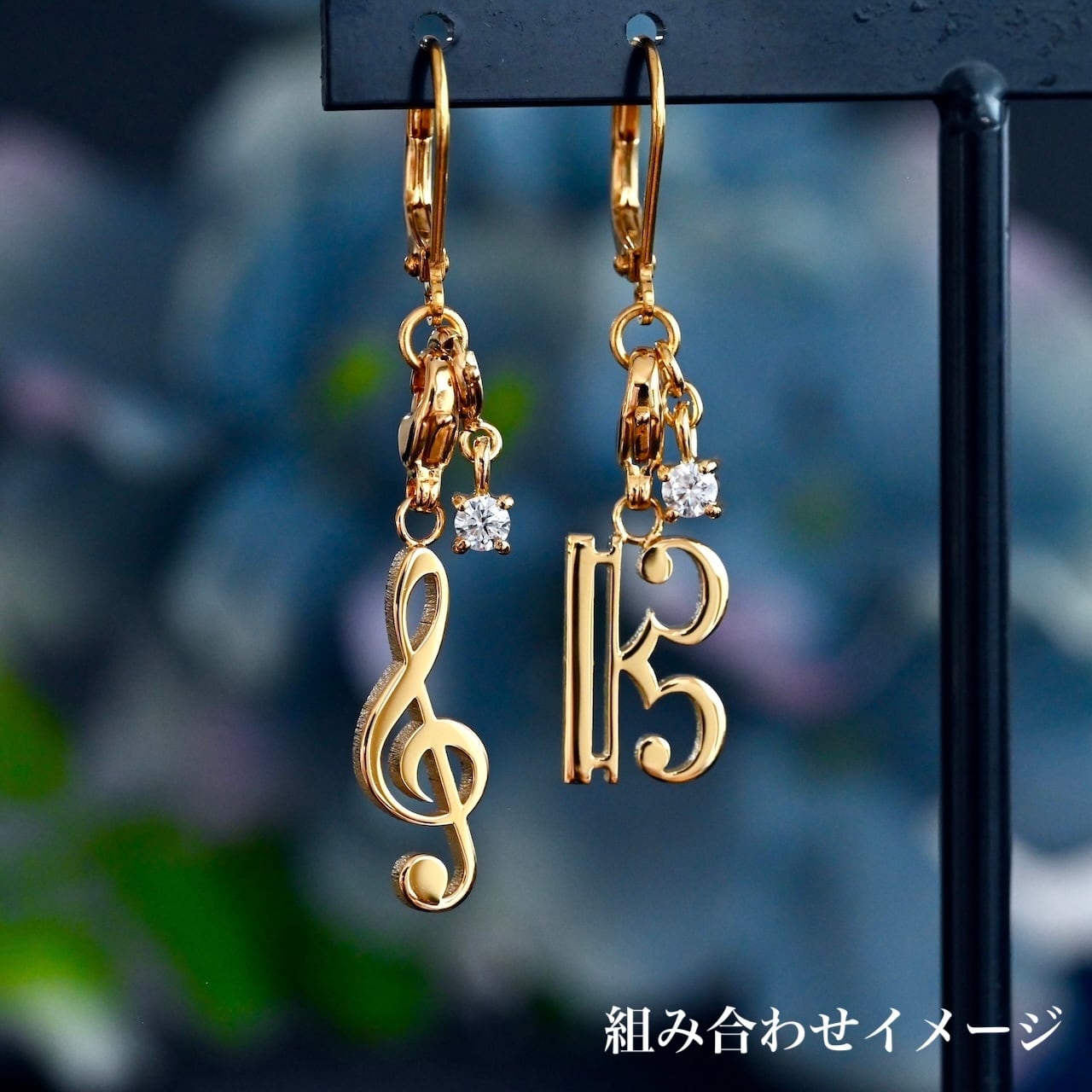 ト音記号 【片耳】イヤリング/ピアス K18ゴールドメッキ／プラチナ