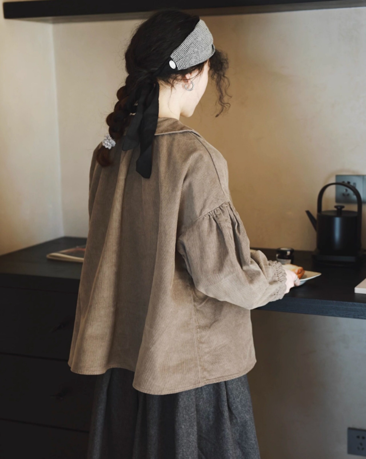 コットンコーデュロイ 丸襟ゆったりブラウス