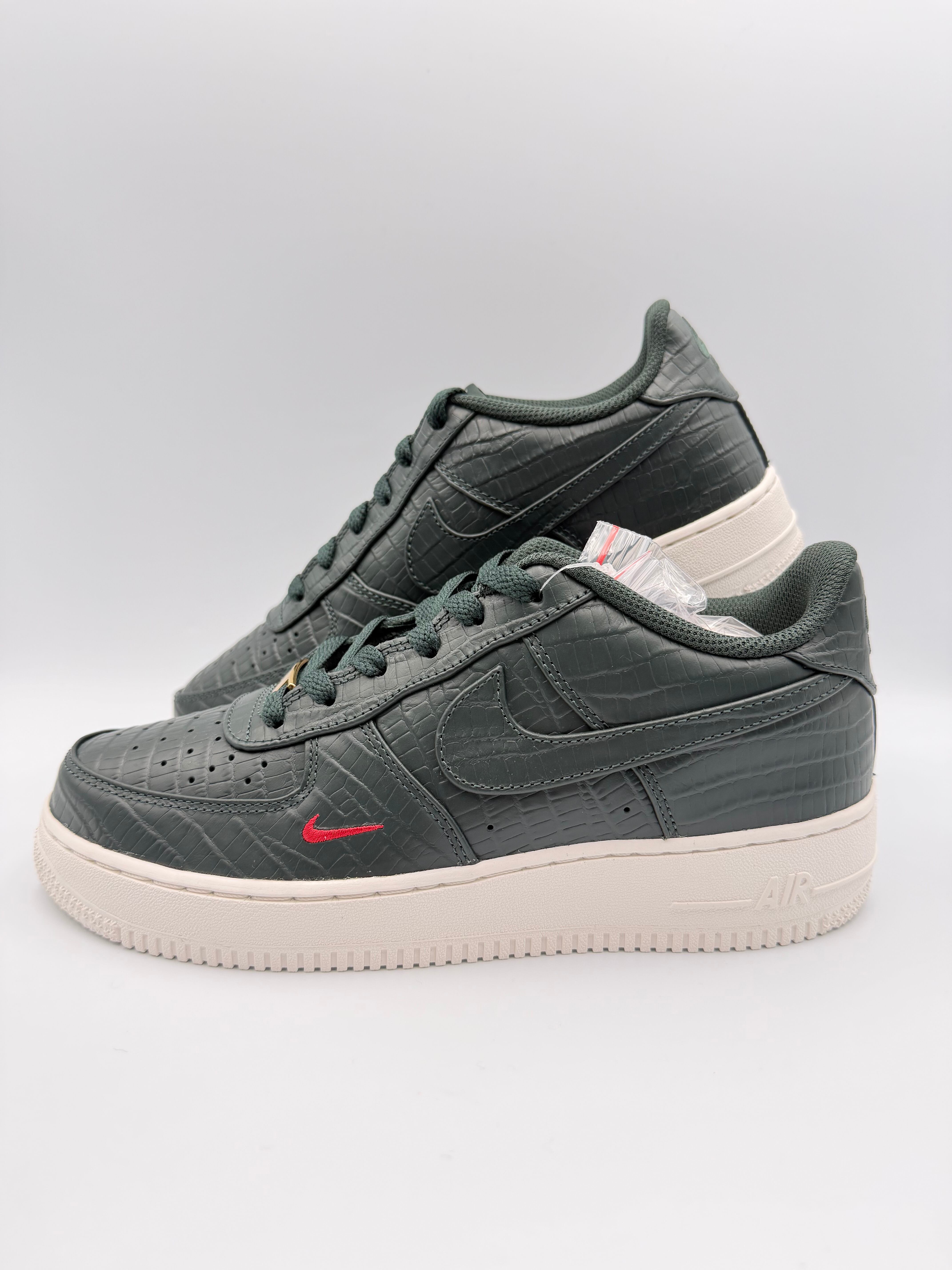 SUPREME x NIKE AIR FORCE 1 LOW 28.5cm | KIXSIX OSAKA OFFICIAL