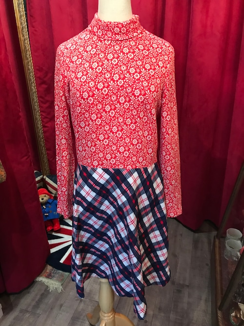 英国70’ｓVintageワンピース