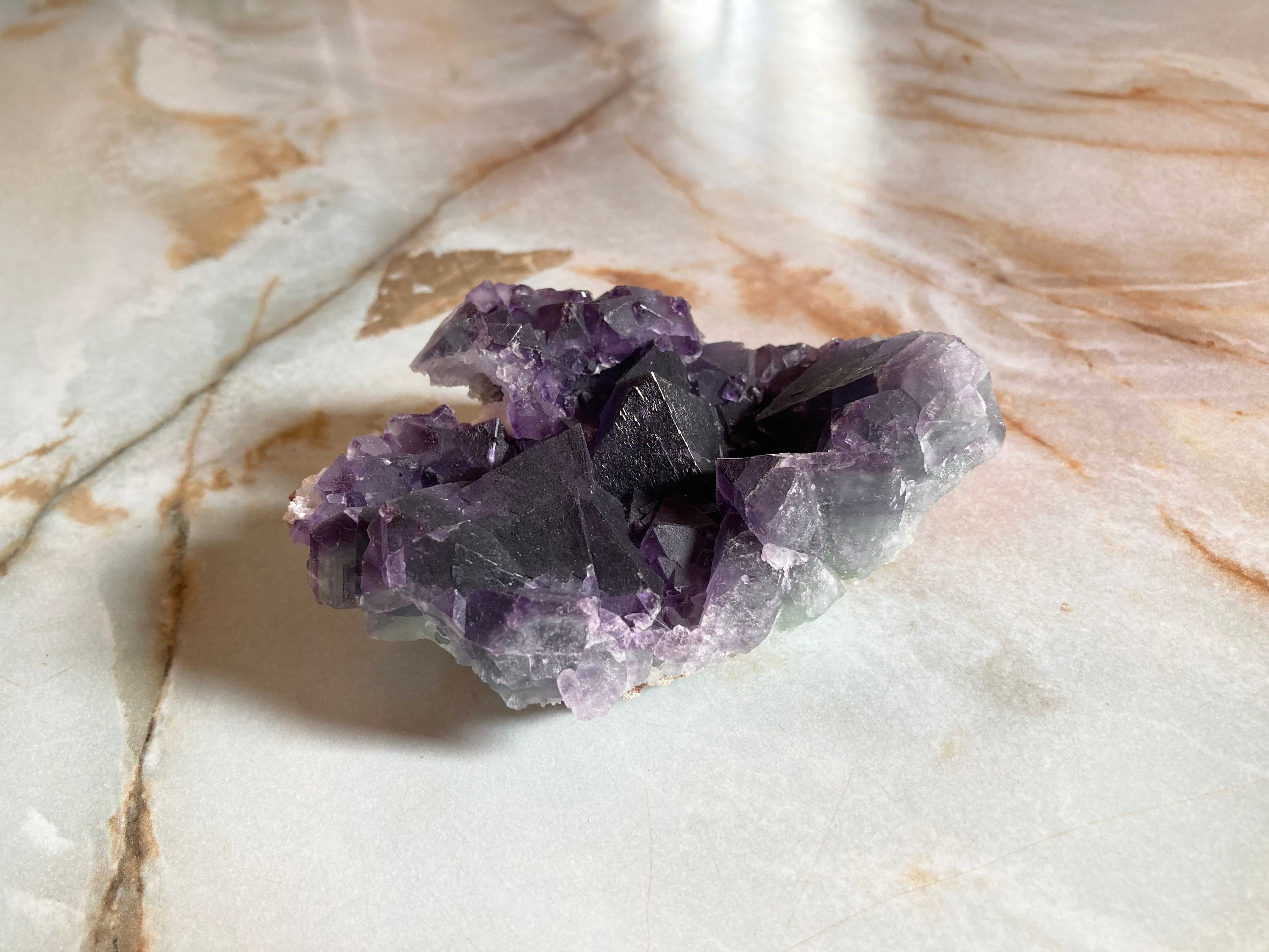 中国 浙江省産 フローライト 約161g | たちみぼし