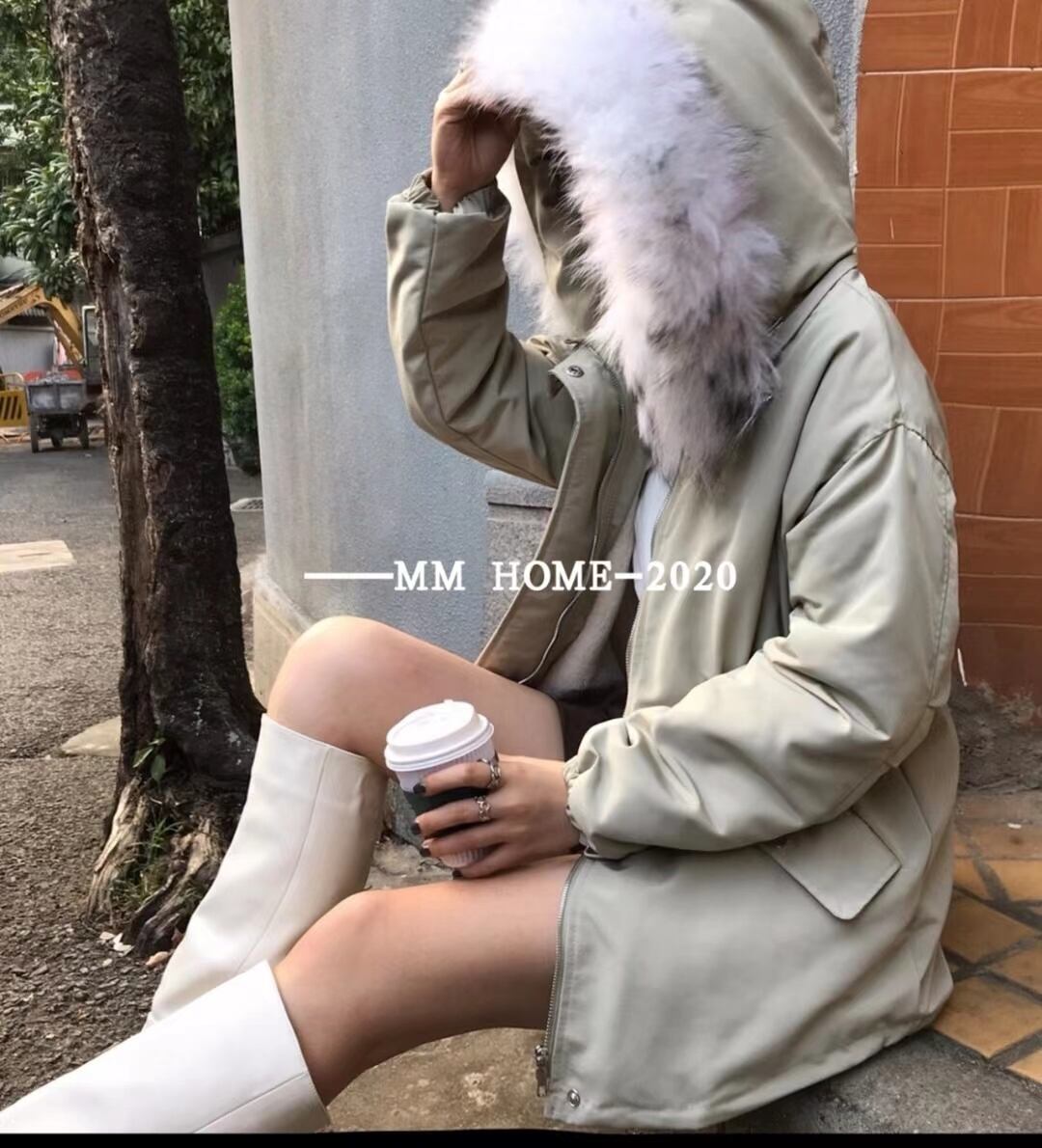 ファー付きフードジャケット　AJ42441-950