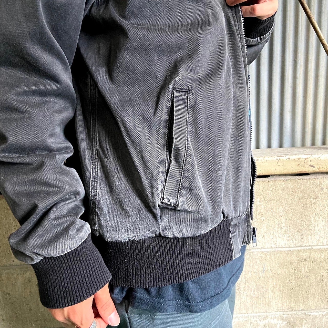 カーハート CHESTER JACKET コットンツイル スイングトップ型 ワーク 