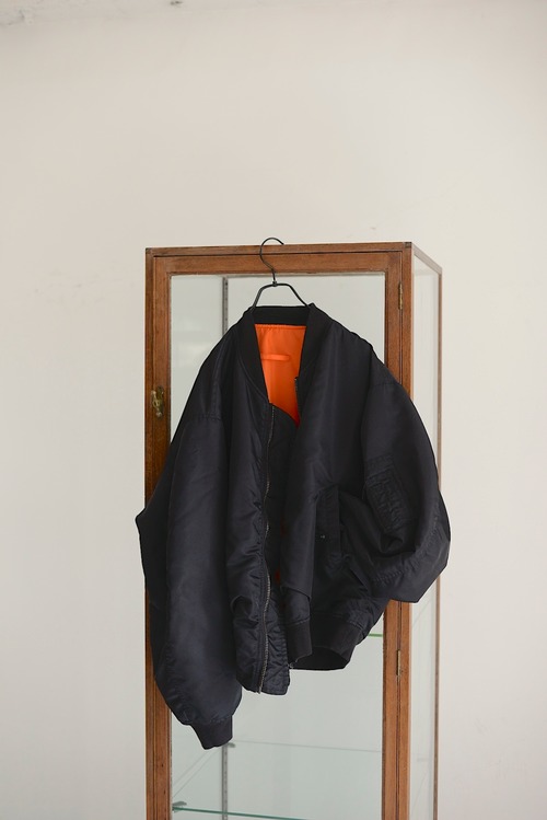 blurhms ROOTSTOCK exclusive for nariwai / Modern black MA1 flight jacket