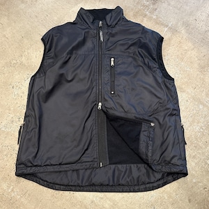 JAGGED EDGE NYLON VEST BLACK