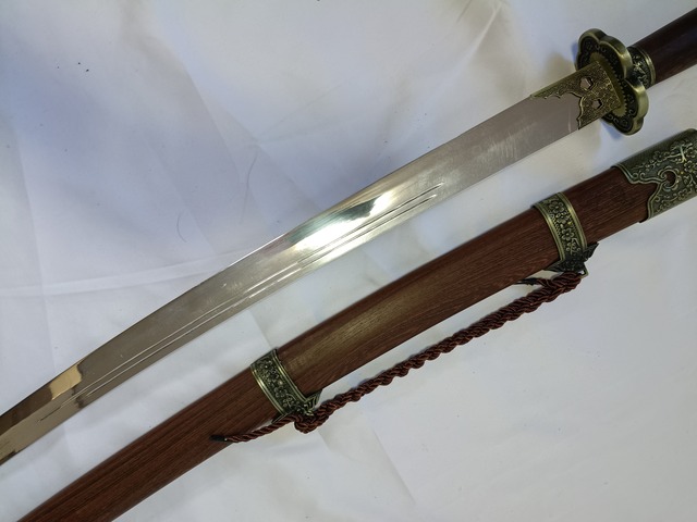 ●セール品● 繍春刀 アルミ合金刀身 模造刀 中国剣 太極拳演武用 C39