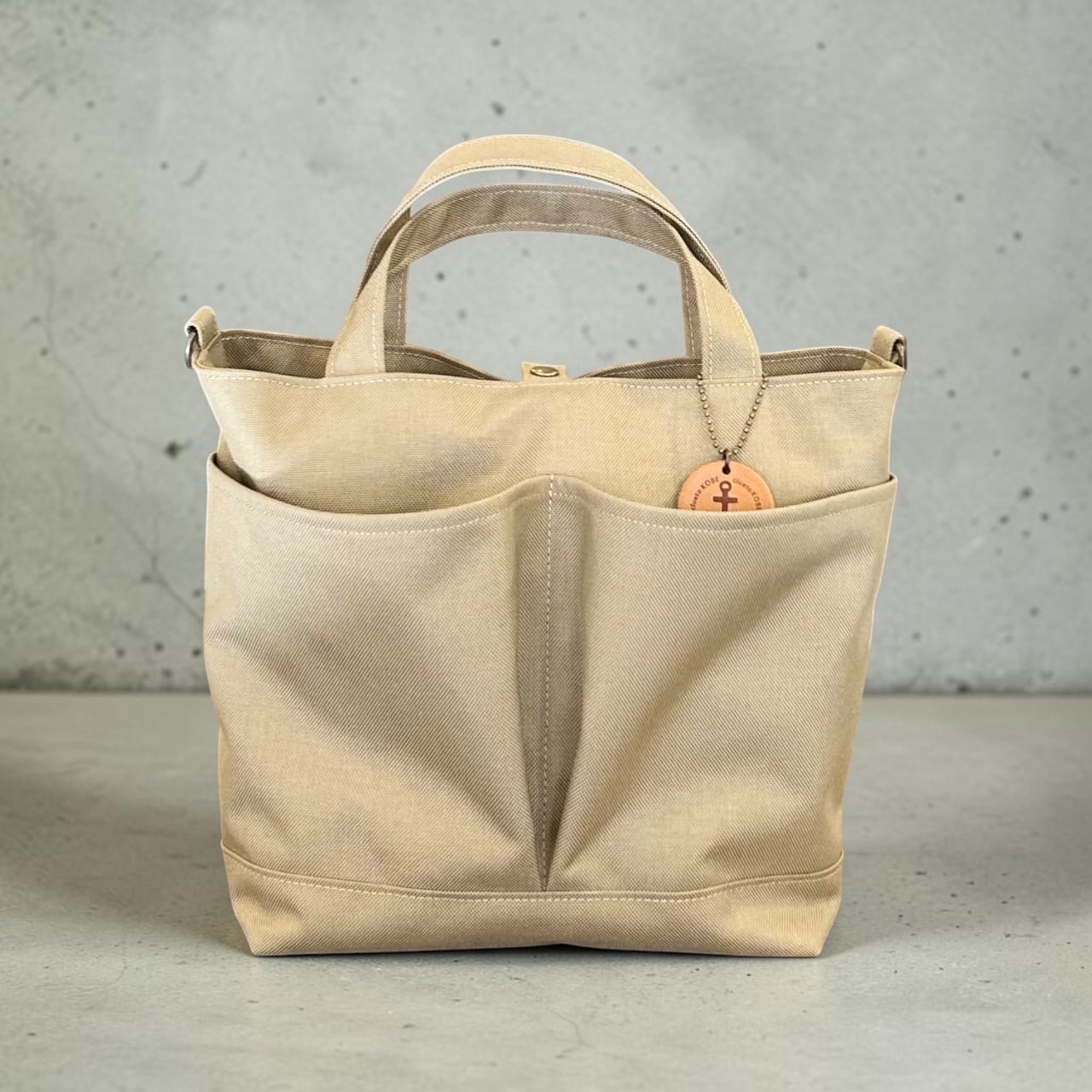 即納商品 MARKT:ベージュ(撥水加工ナイロン素材2wayトートバッグ)