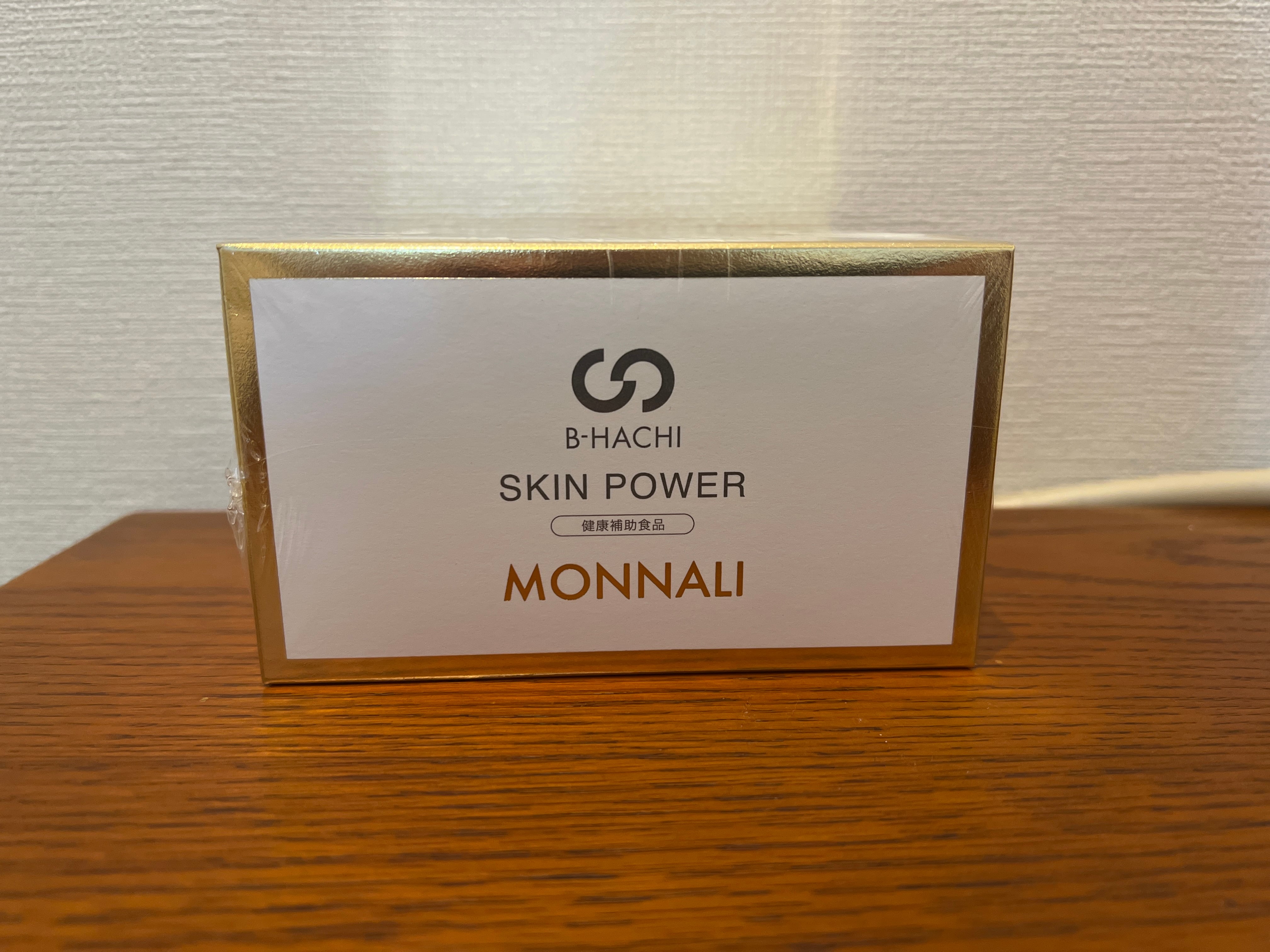 モナリ MONNALI SKIN POWER 弱々しい [スキンパワー]