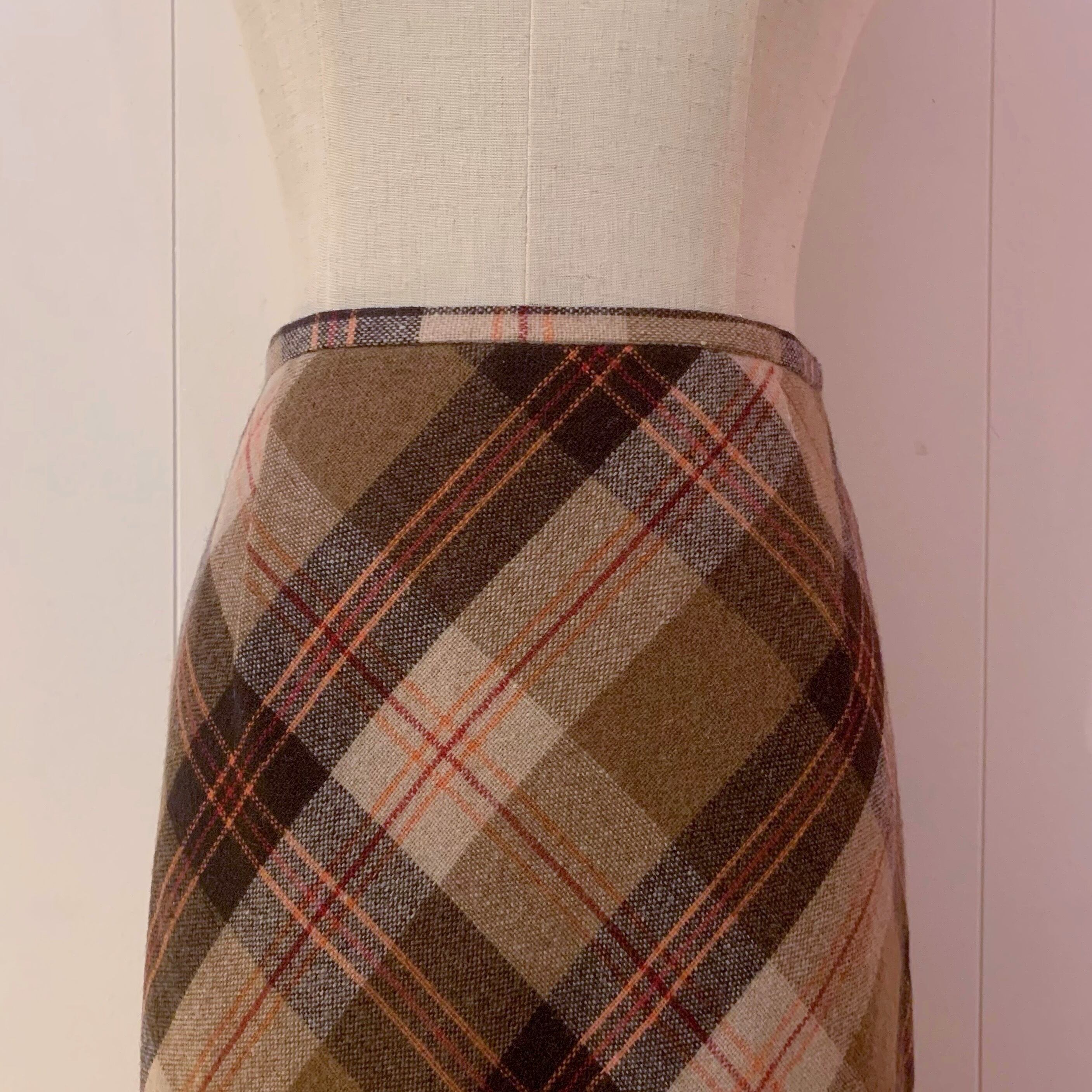 orange check wool long skirt