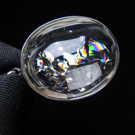 アイリスクォーツ 水晶 ペンダント 虹入り おまかせ便 一点物 112-14204