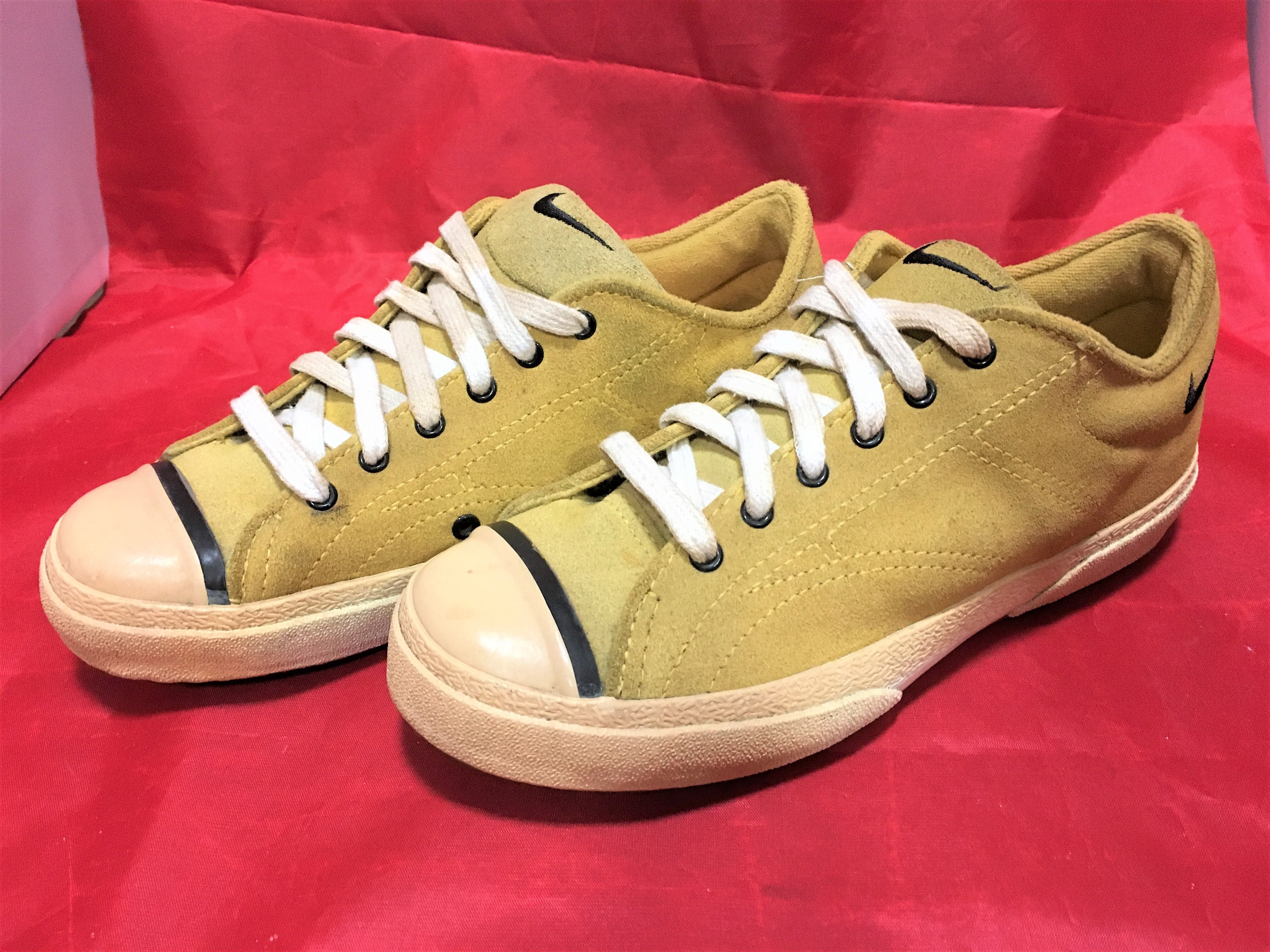 NIKE（ナイキ）COURT BISCUIT SUEDE（コートビスケット）6 23cm