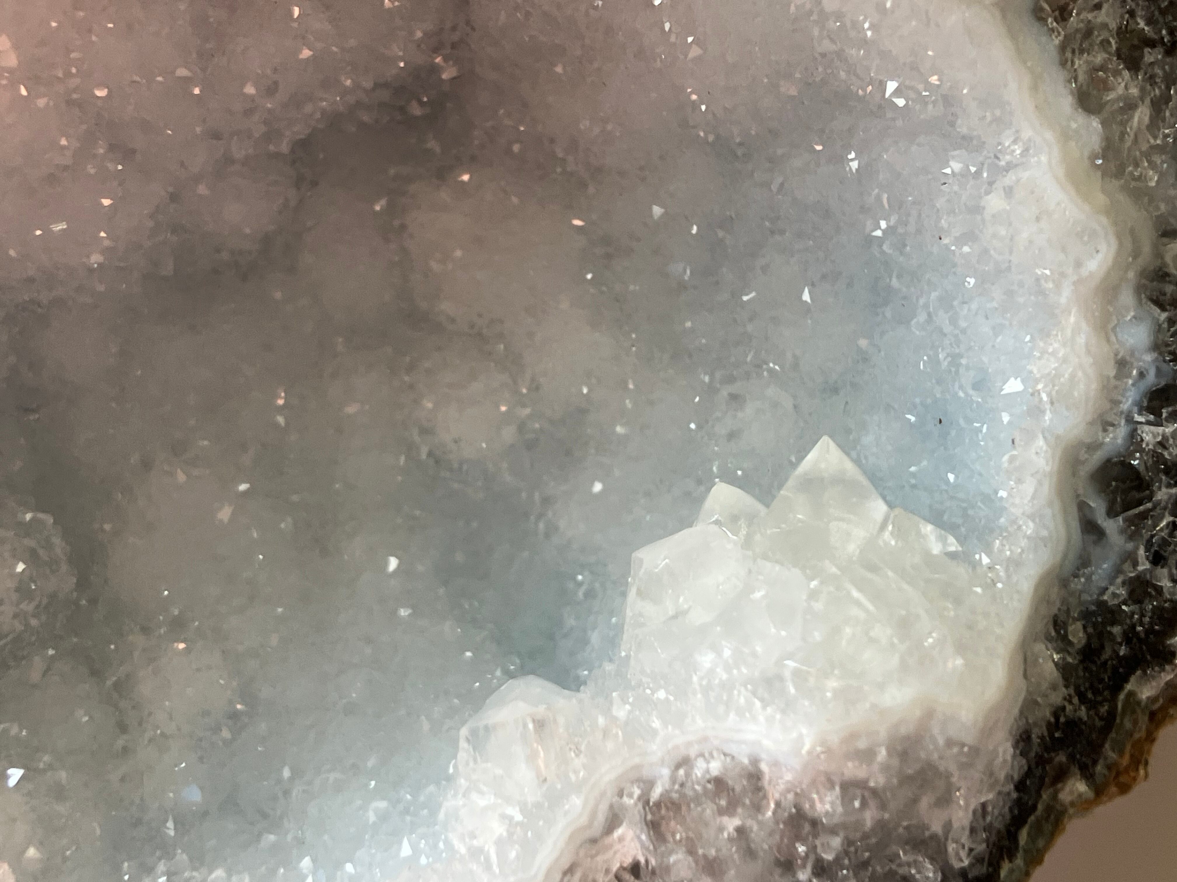 強蛍光 トランカスジオード メキシコ産 ブルードゥルージークォーツ