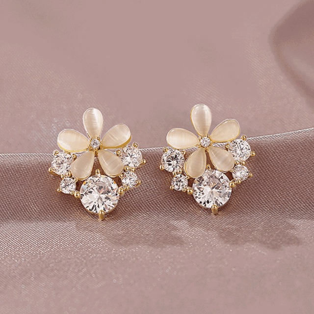 Fairy flower pierce & earring　M716