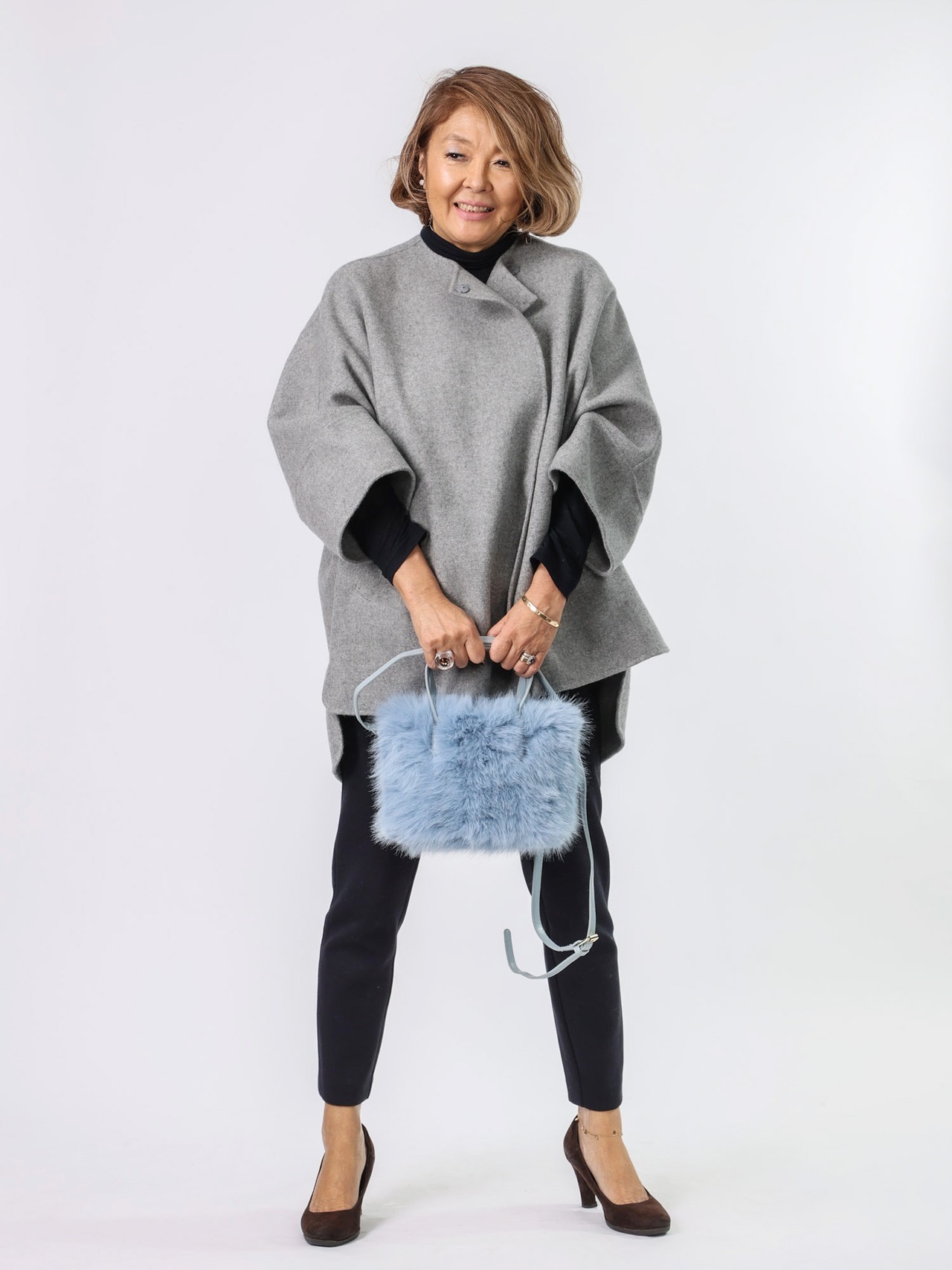 BRAHMIN(ノーカラーポンチョコート)