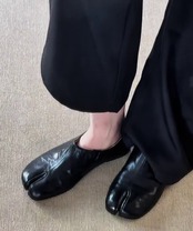 クラシックレザー フラットシューズ