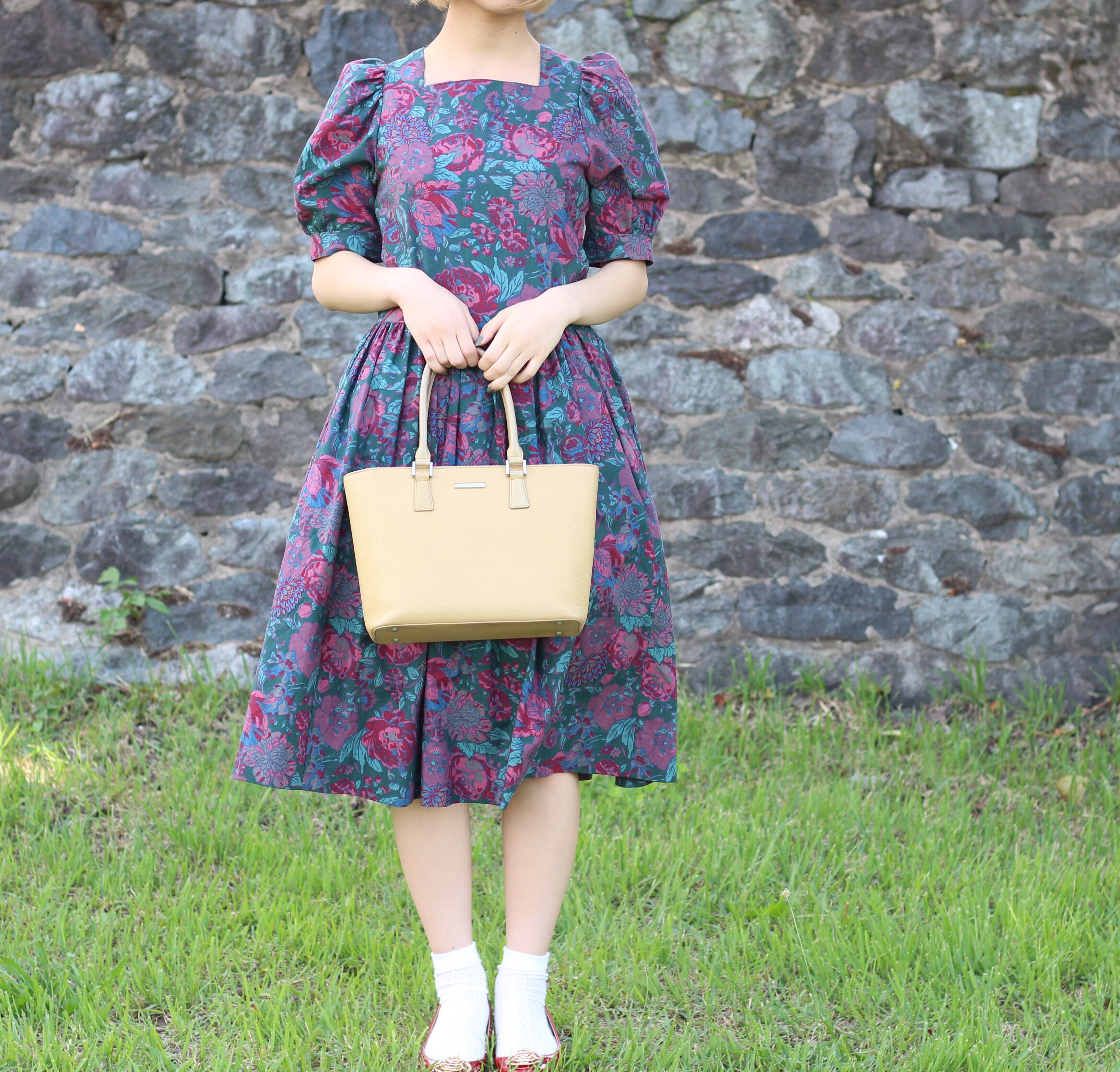 Laura Ashley Puff Sleeve One Piece ローラアシュレイパフスリーブワンピース Titti Clothing