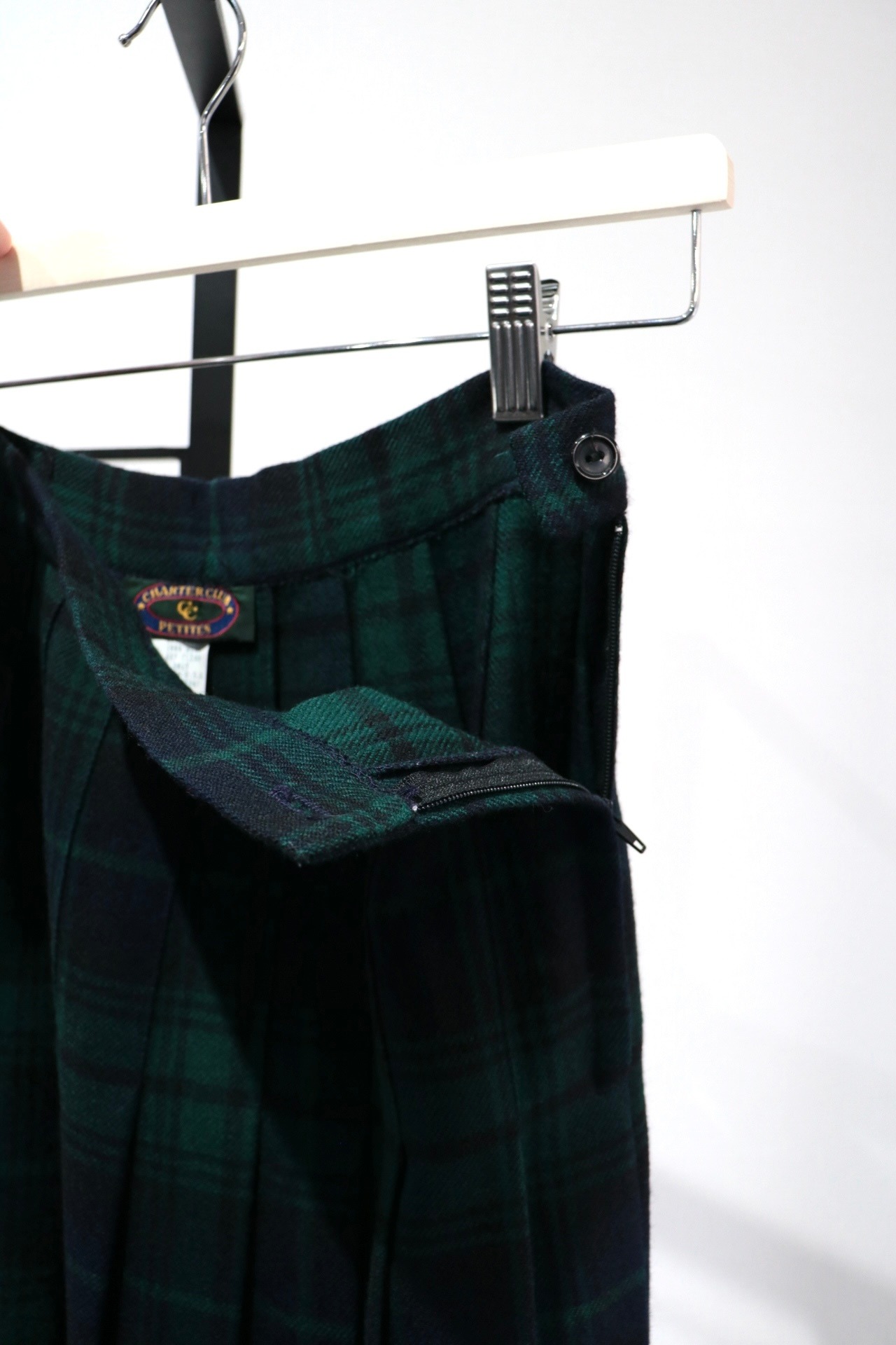 Black watch tartan pleated skirt