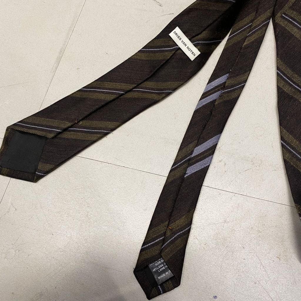 【dries van noten】 シルク ブラック ネクタイ DRIES VAN NOTEN ドリスヴァンノッテン SILK TIE シルク ネクタイ 【中
