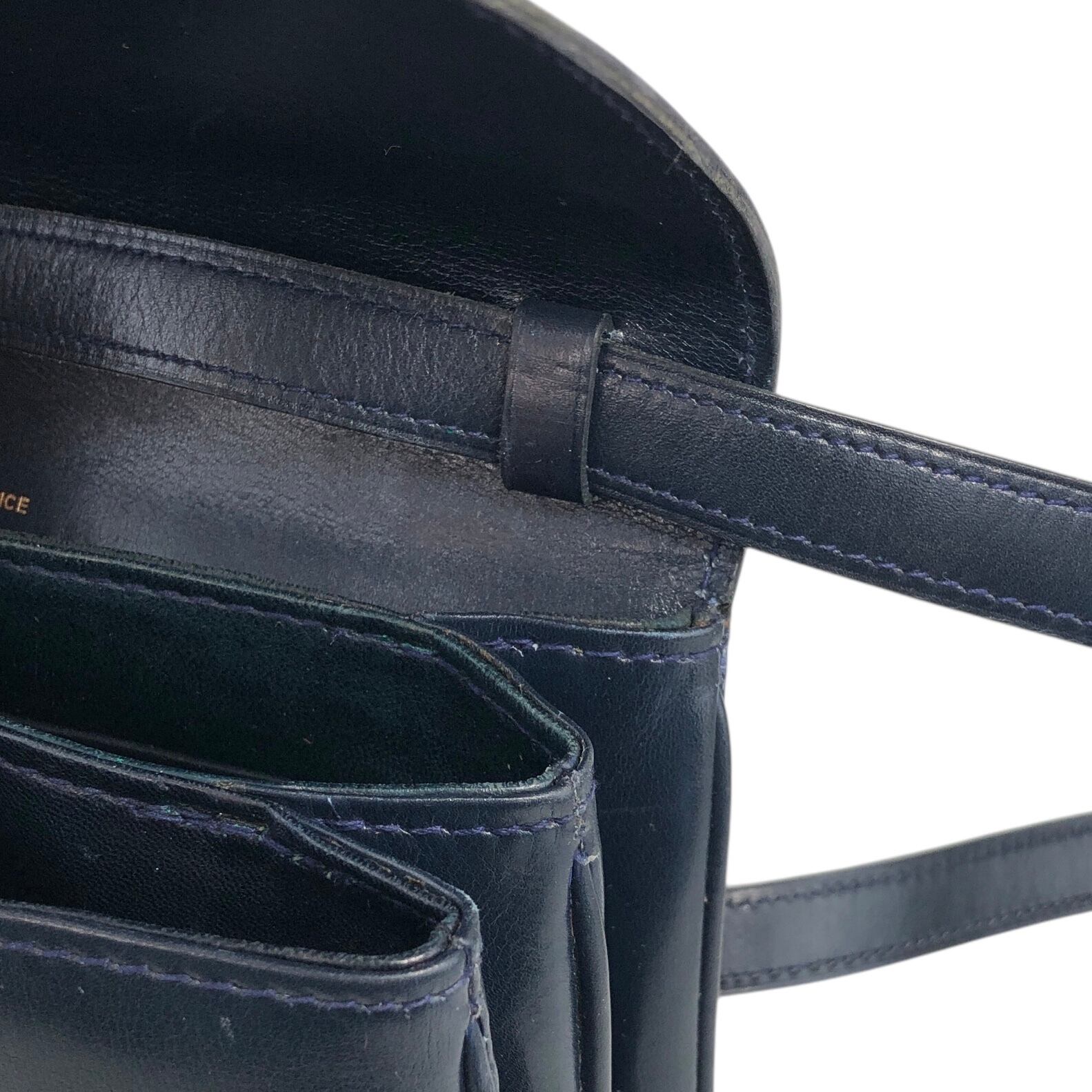 CELINE/セリーヌ/バッグ/ショルダー/馬車/ヴィンテージ/ネイビー/正規品 CELINE セリーヌ ショルダーバッグ ネイビー 馬車 レザー ミニバッグ