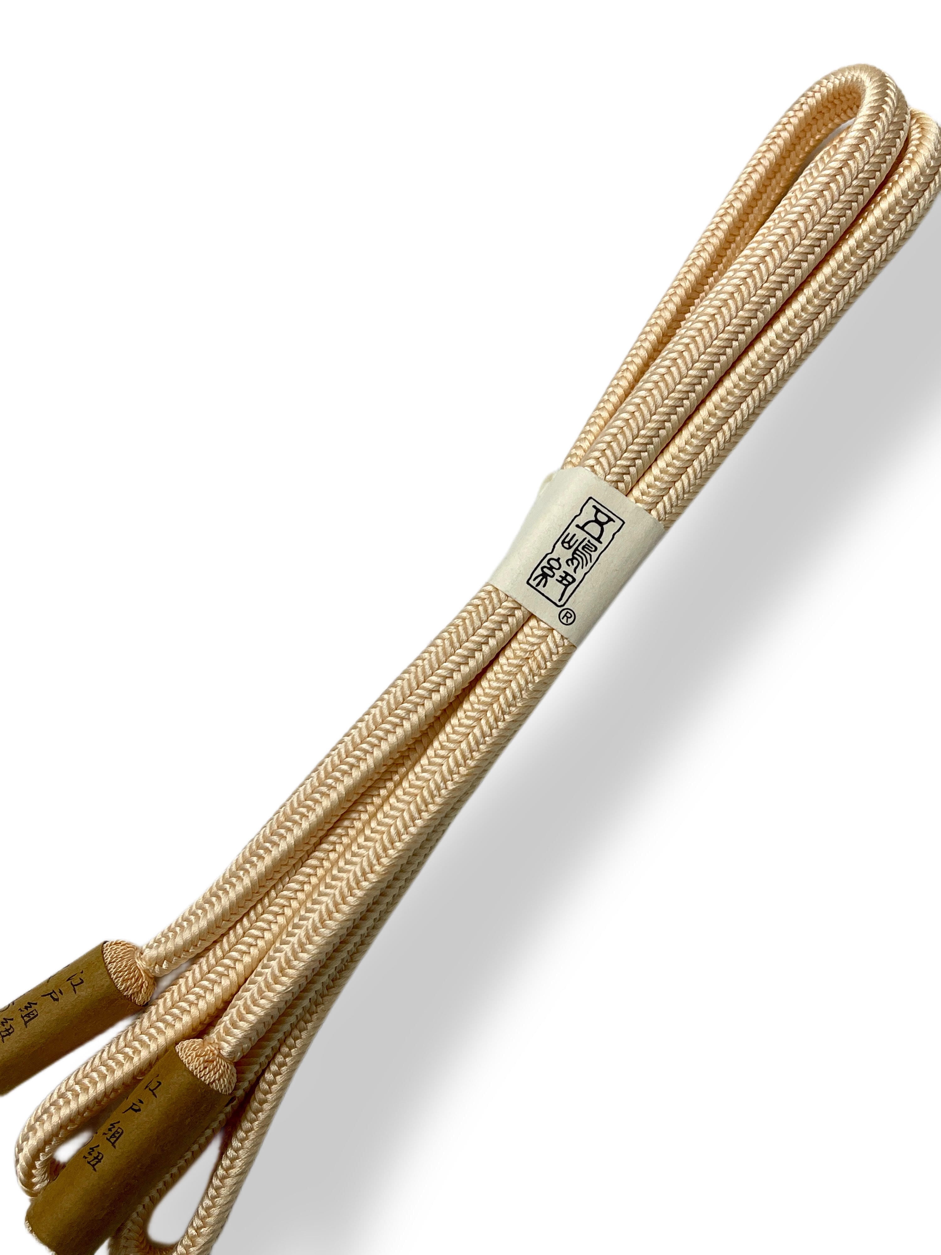 「お値下げ、致しました。」染帯 クリーム地　琵 琶 に 紐　新品未仕立て 楽天市場】正絹織地染帯 お仕立て付き 極薄いクリーム地 紅葉柄