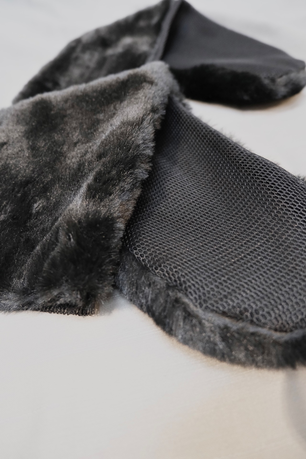 Faux Fur Mesh Socks / BLACK - 2