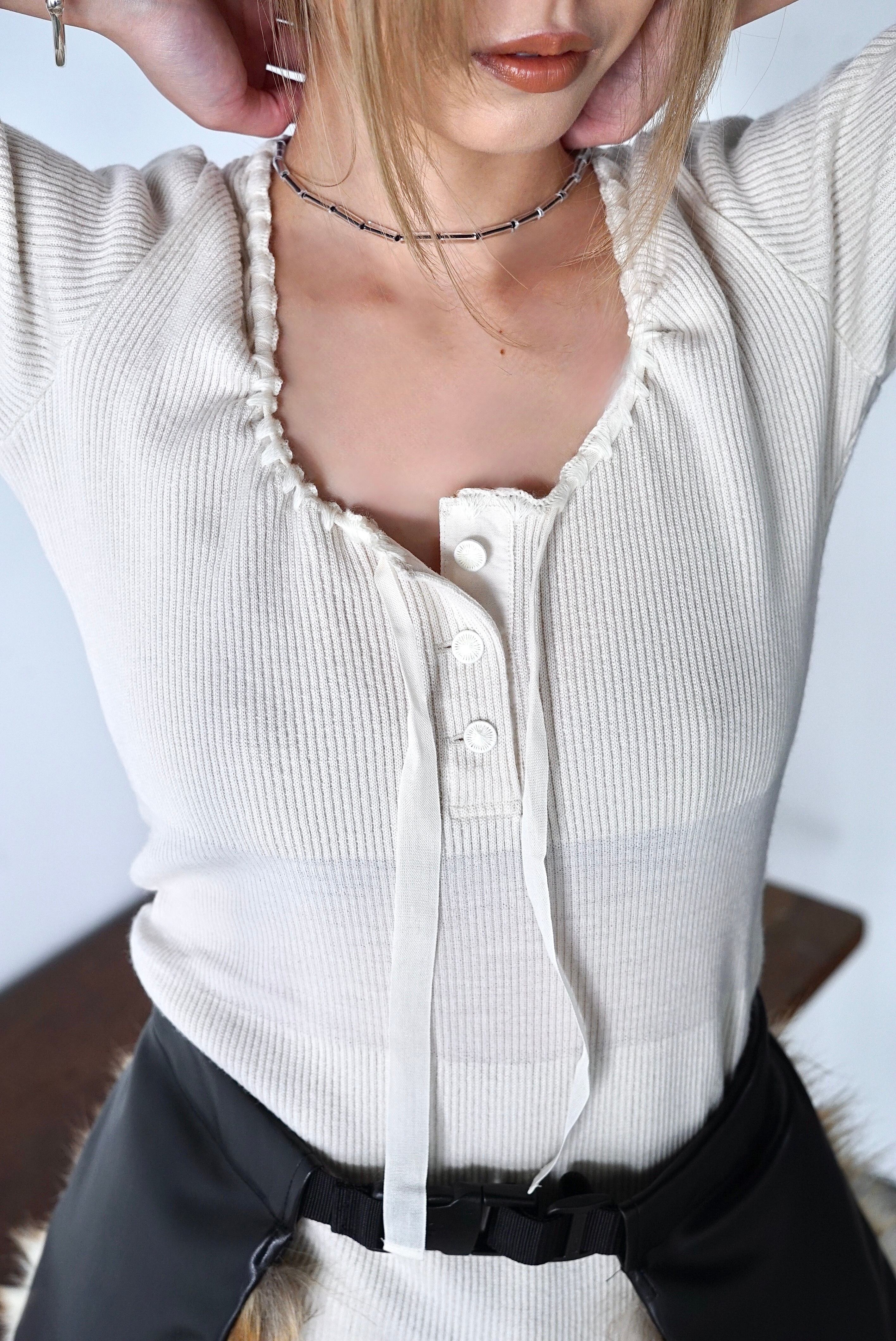 FUMIKA_UCHIDA / RIB STITCH HENLEY-NECK UNDERWEAR (IVORY , TOP