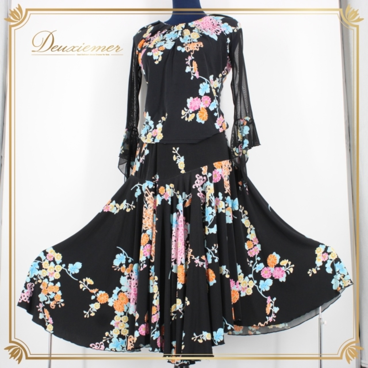 社交ダンス 衣装 スタンダード 上下セット ツーピース パーティ衣装 女性用 レディース オールシーズン 黒 水色 花柄 ブラック系 ピンク系 オレンジ系 ブルー系 大きめ 裾広がり 結婚式 2次会 フォーマル オフィシャル イベント 講習会 ステージ用