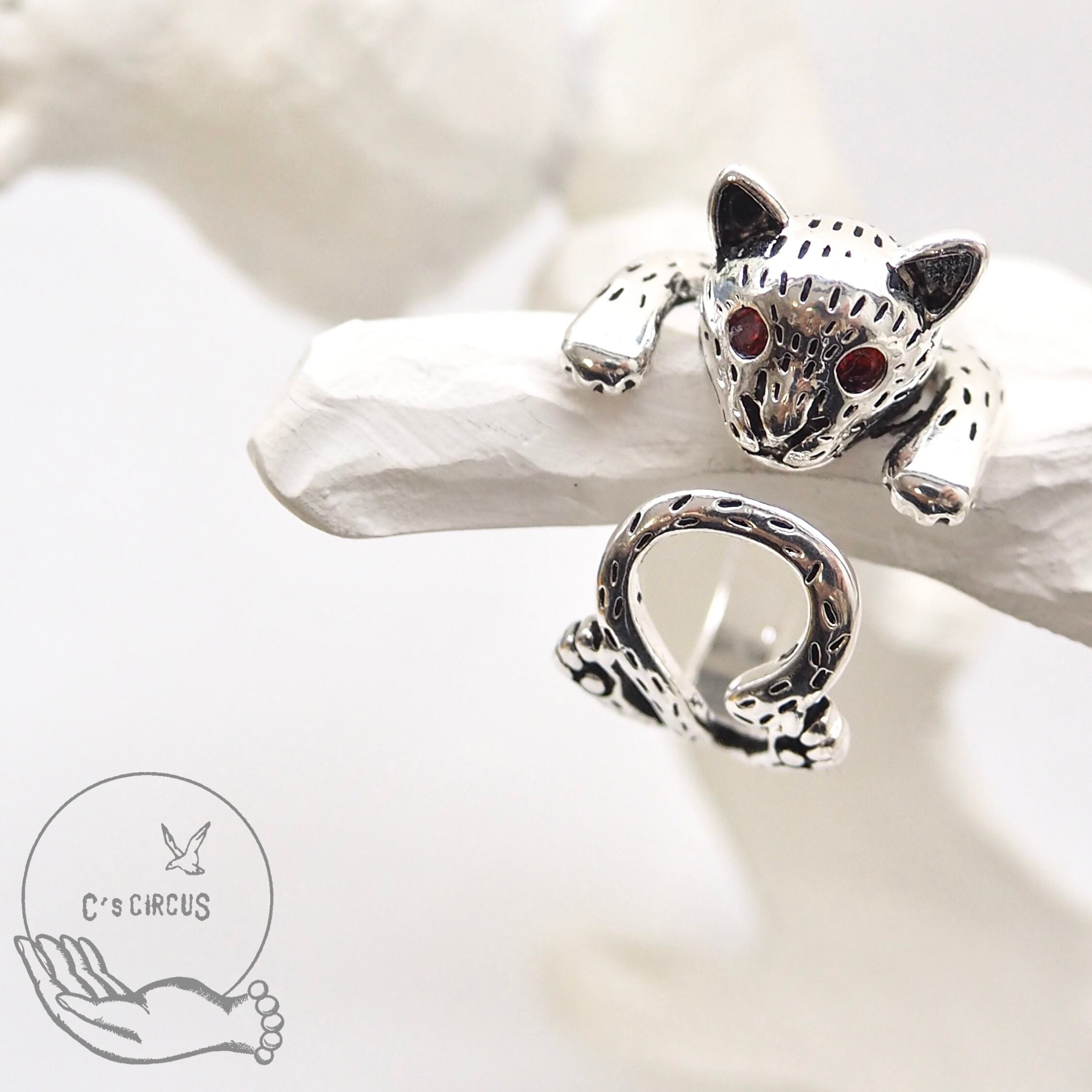 Noble baby leopard ring✴︎ 高貴なベビーレオパード 可愛い癒しの