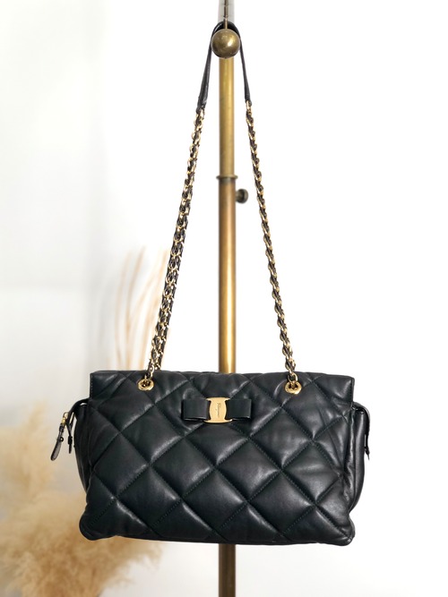 Salvatore Ferragamo サルヴァトーレ フェラガモ ヴァラリボン ショルダーバッグ ブラック キルティング レザー チェーン vintage ヴィンテージ オールド ujjjt4
