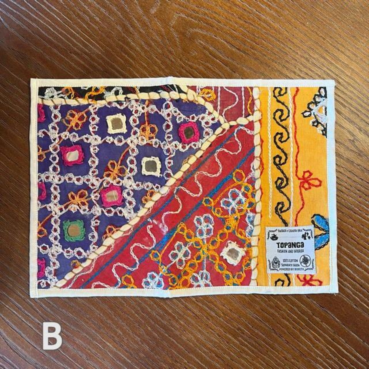 TOPANGA Kitchen India Vintage Sari Embroidery Tea Mat 20Type 30×20cm 　インド　ヴィンテージサリー刺繍　ティーマット　20種【メール便可】
