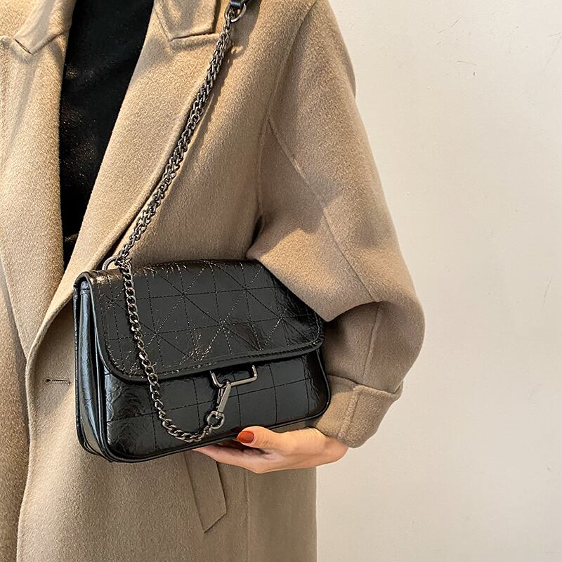 オータムウィンタースタイルチェーン ショルダーバッグ 秋物 冬物 Tiancai_Wing_Bag47913499942