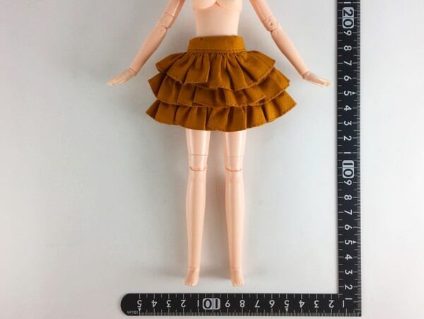 ドール服 1/6 女性用25 ティアードスカート ライトブラウン B-67 - 画像1