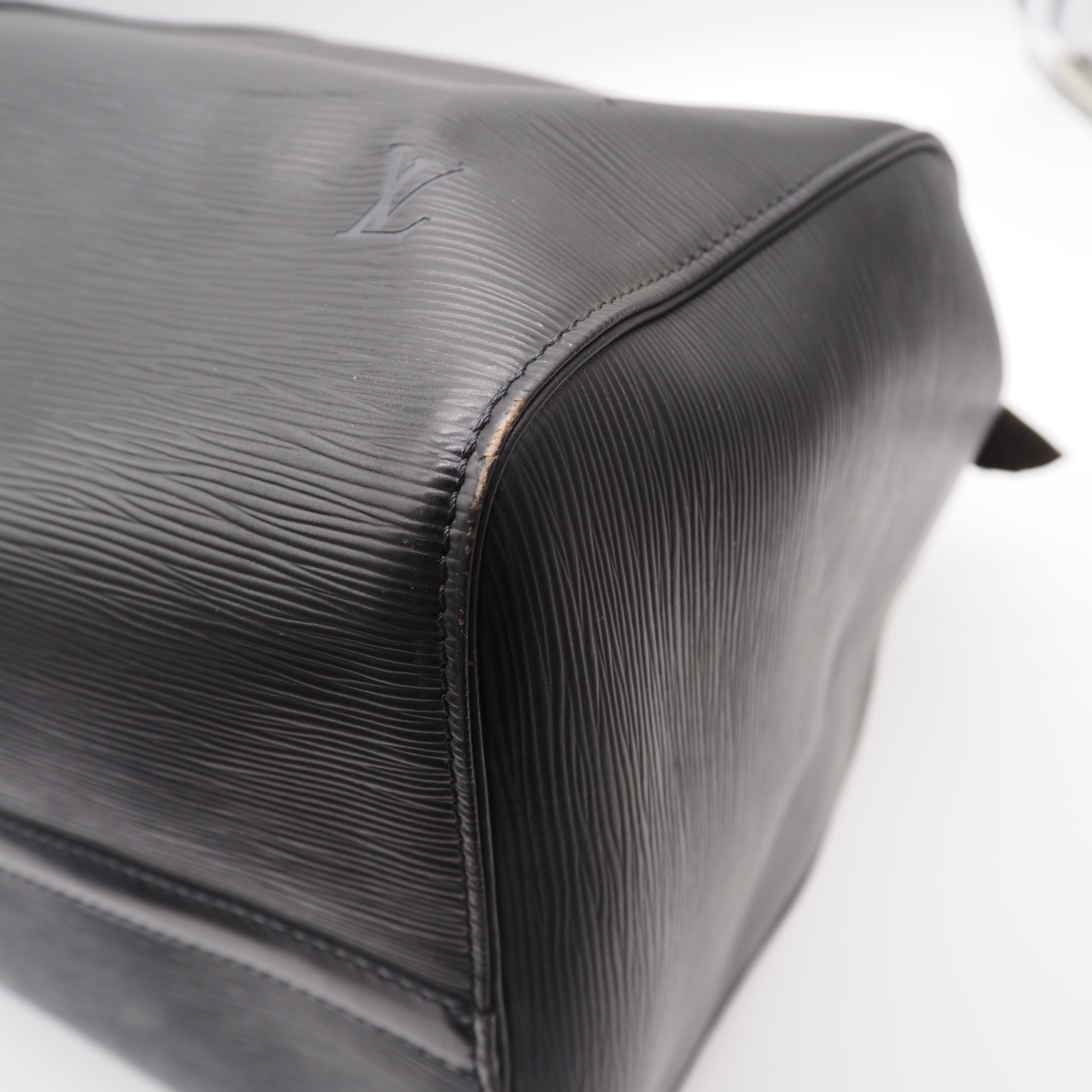 Louis Vuitton エピ ノワール キーポル 50 ボストンバッグ ブラック