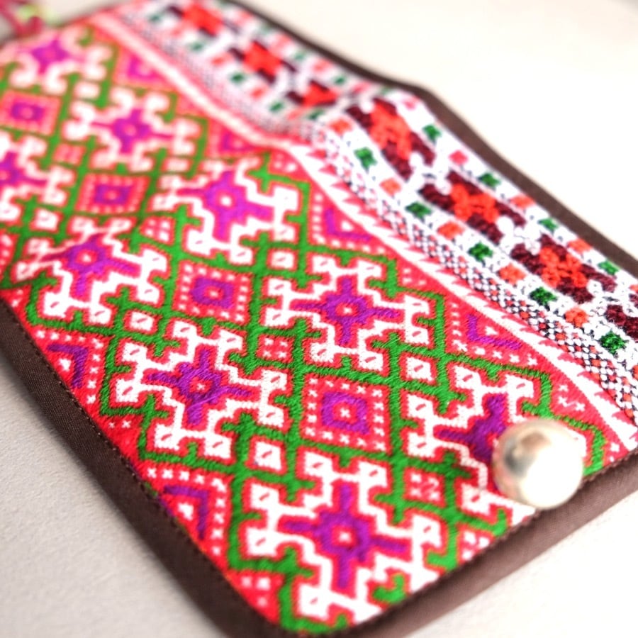 モン族 古布二つ折り財布 D | nomadicraft -online store-
