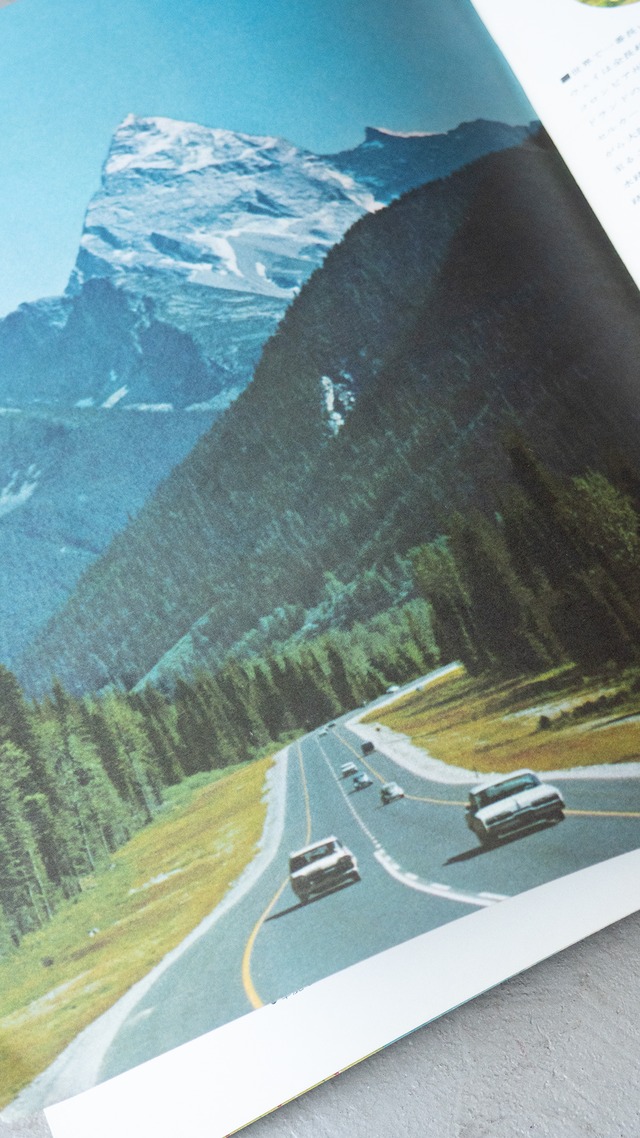 "Invitation to CANADA" 1960s Brochure book