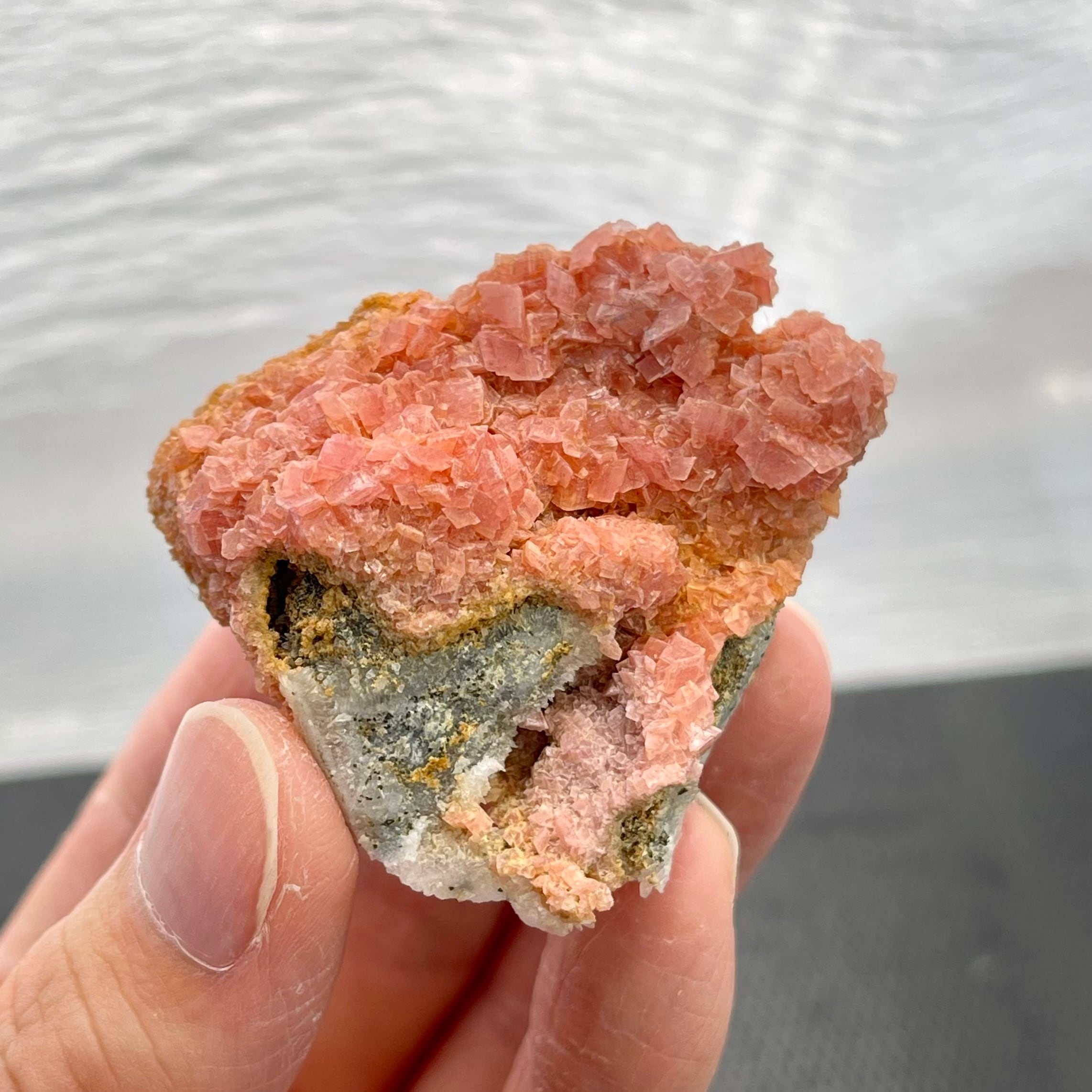 菱マンガン鉱 / 水晶 （ロードクロサイト / クォーツ）【Rhodochrosite