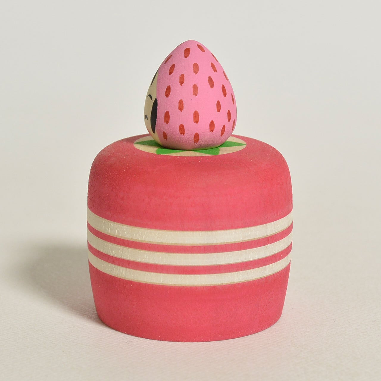 いちごケーキちゃんえじここけし 約1.5寸 約4.5cm 鈴木明 工人（作並系